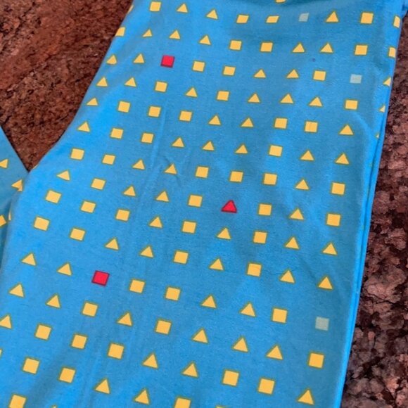 OS LuLaRoe Leggings AA21 4965 - Picture 2 of 4